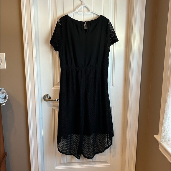 PENNINGTONS X Black Lace Hi-Low Hemline dress - Picture 9 of 10
